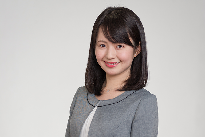 山川アナ